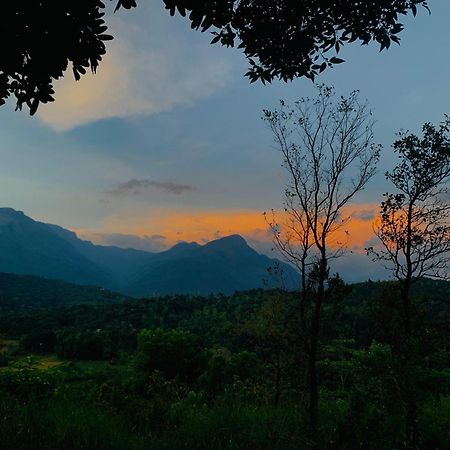 Kale Cottage Belihuloya Luaran gambar