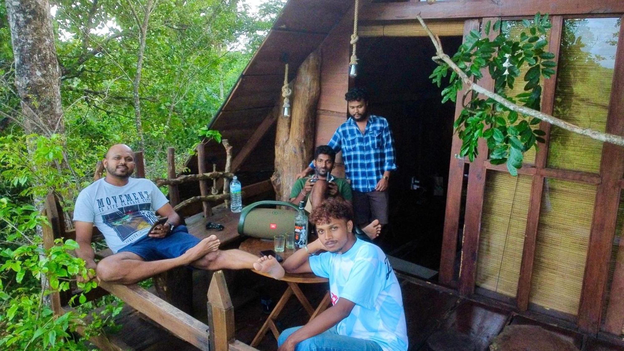 Kale Cottage Belihuloya Luaran gambar