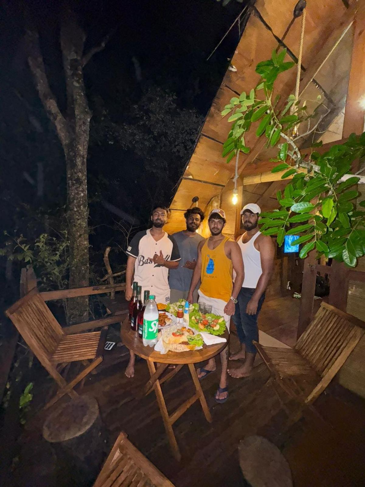 Kale Cottage Belihuloya Luaran gambar